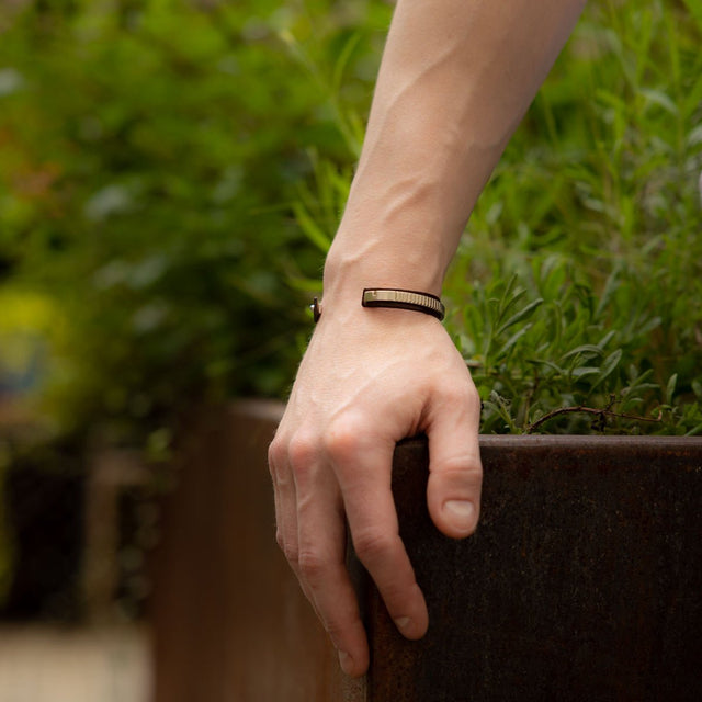 bracelet cuir homme marron uraeus