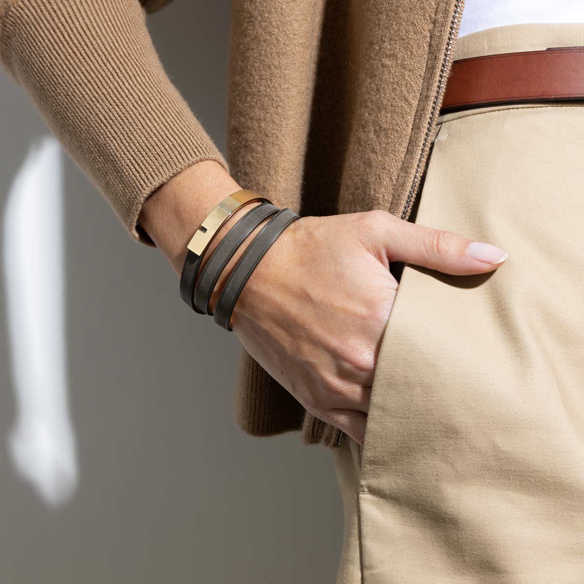 Iridescent khaki bracelet | U-TURN TRIPLE