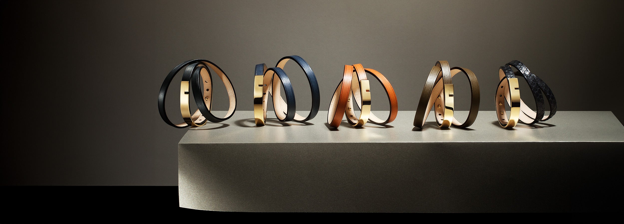 Personalized U-TURN Bracelet – Leather & Metal | Ursul Paris